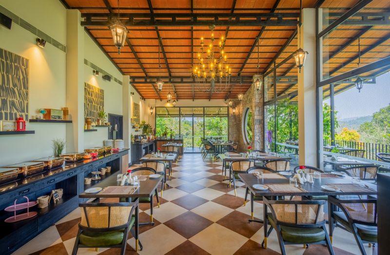 Restaurant ambiance